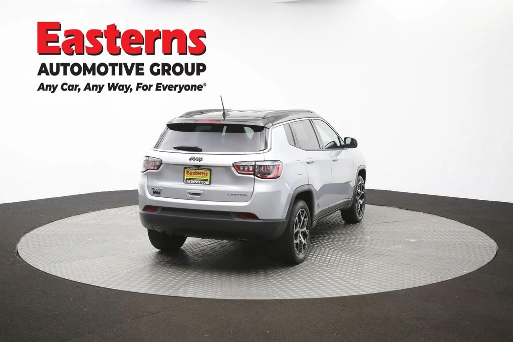 Used 2025 Silver Jeep Limited image 39