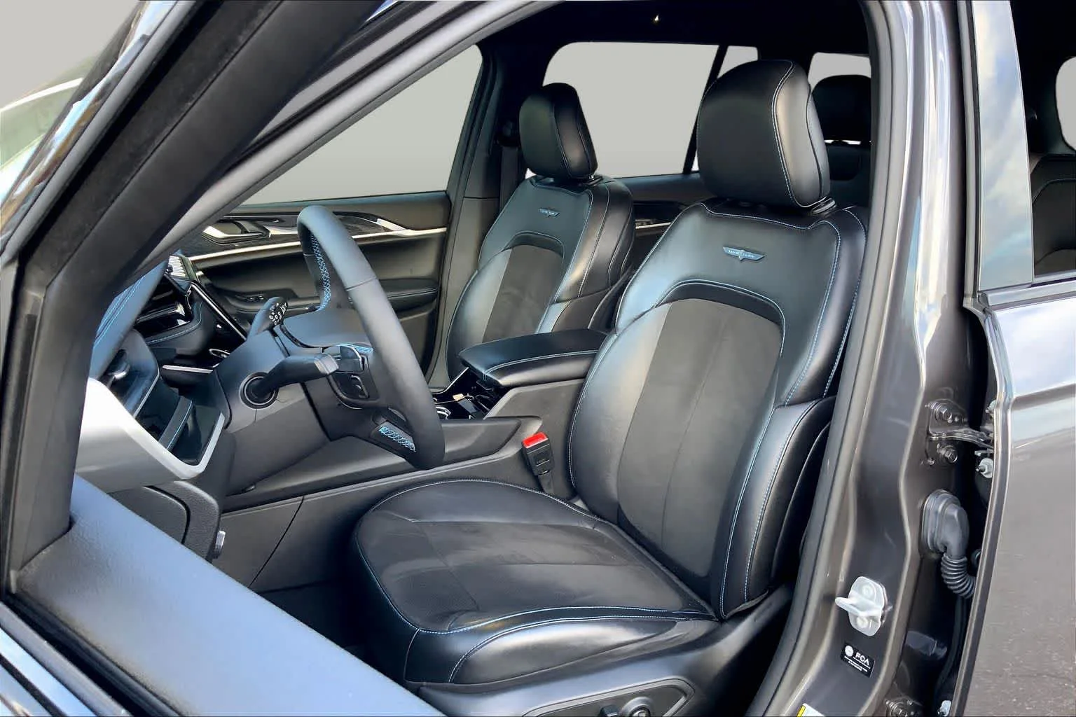 Used 2022 Baltic Gray Metallic Clearcoat Jeep Trailhawk image 8