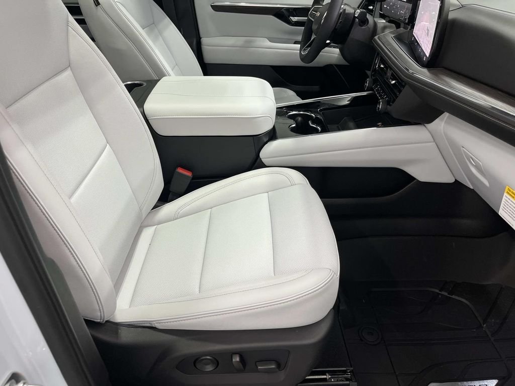 2026 Chevrolet Tahoe Premier - Photo 29