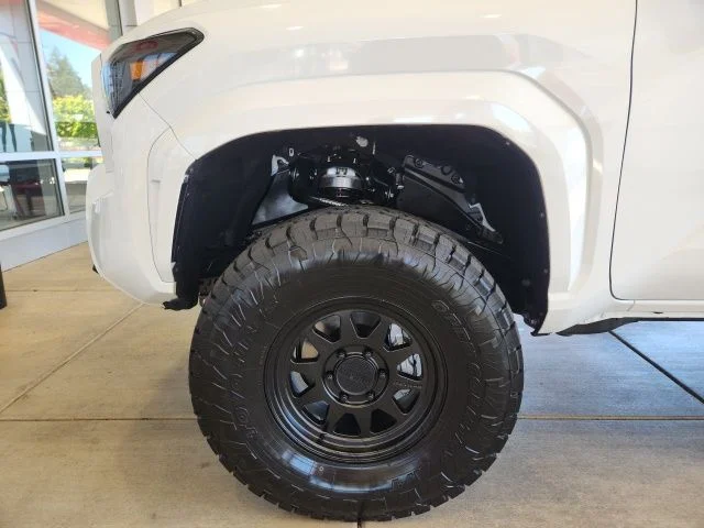 New 2026 Ice Cap Toyota SR5 image 8