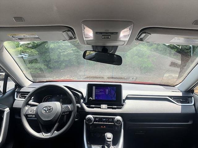 Certified Used 2025 RED MC. Toyota  image 18