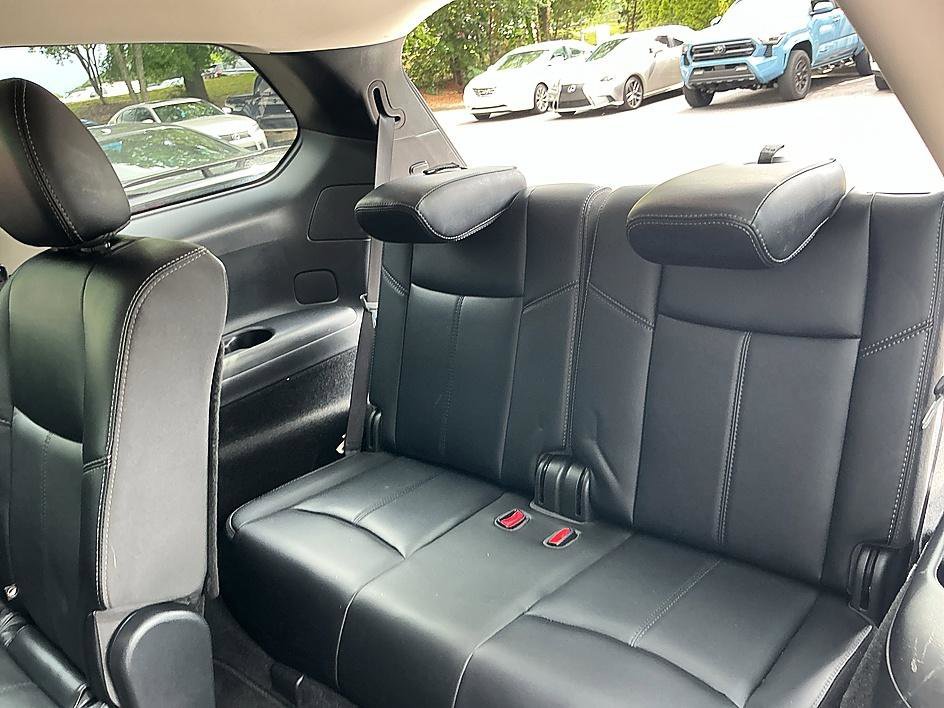 Used 2020 Magnetic Black Pearl Nissan SL image 27
