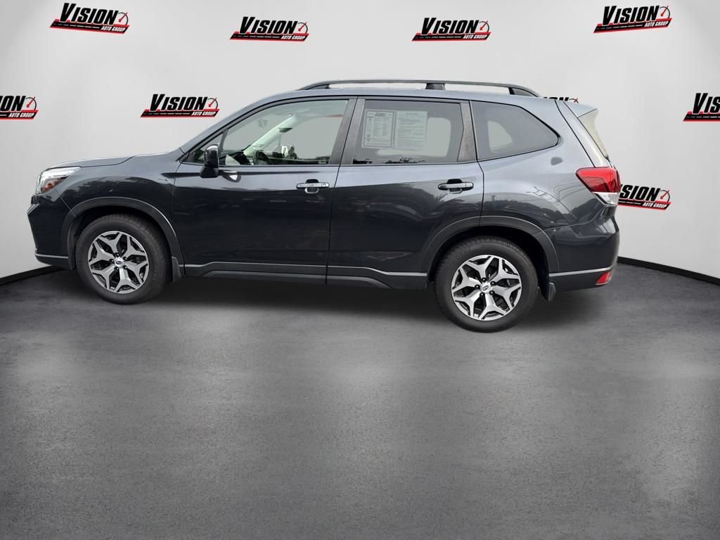 Used 2019 Gray Subaru Premium image 9