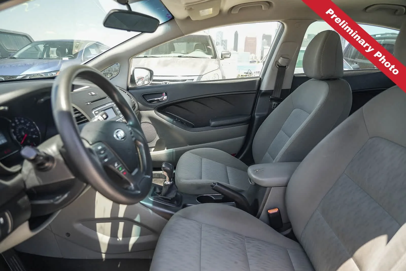 Used 2016 Silky Silver Kia LX image 14