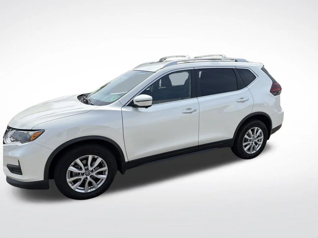 Used 2018 White Nissan SV image 3