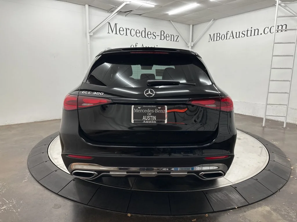 Used 2026 Black Mercedes-Benz GLC 300 image 6