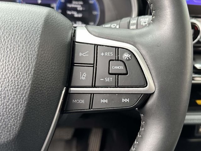 Used 2024  Toyota Limited image 24