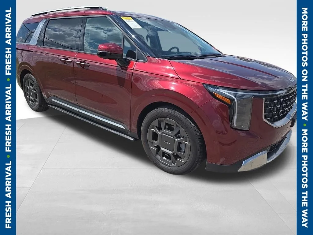 Used 2025 Red Kia SX image 1