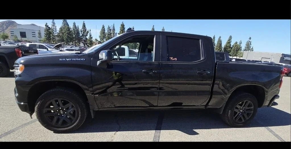 Used 2025 Black Chevrolet RST image 3