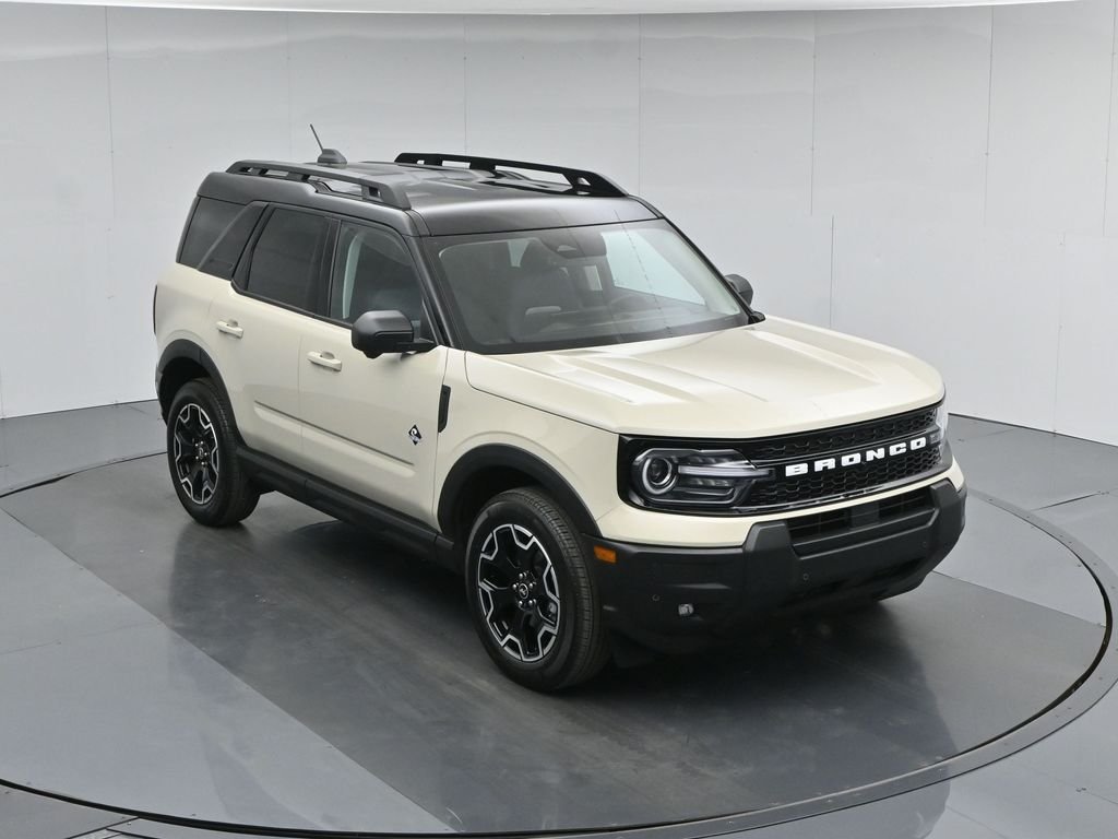 Certified Used 2025 Beige Ford Outer Banks image 41