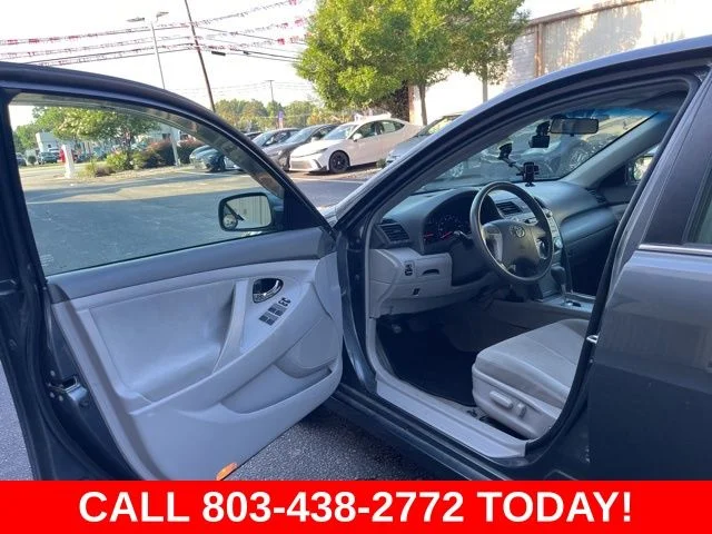 Used 2011 Gray Toyota LE image 4