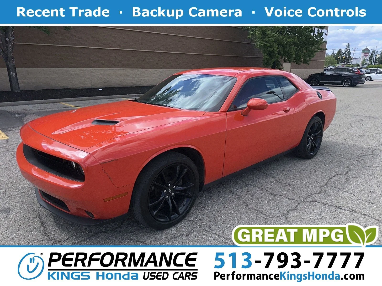 2018 Dodge Challenger SXT's photo