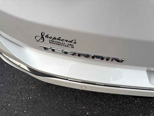 Used 2020 White GMC Denali image 17