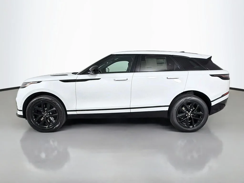 New 2026 Fuji White Land Rover P250 Base image 8