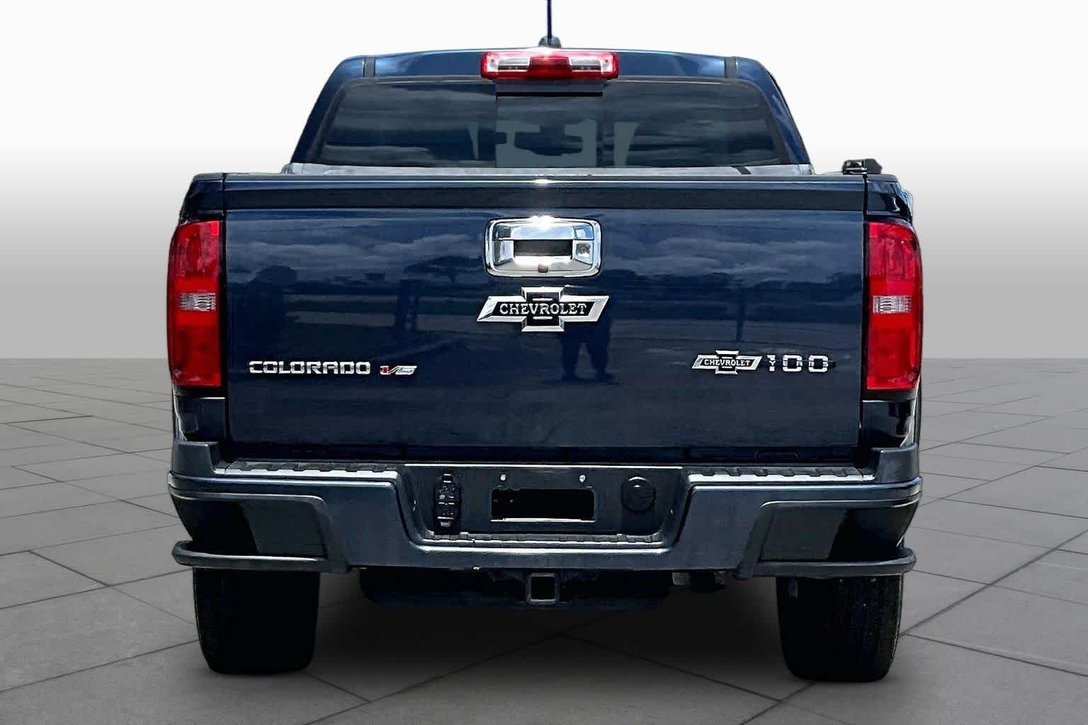 Used 2018 Centennial Blue Metallic Chevrolet 4WD Z71 image 5