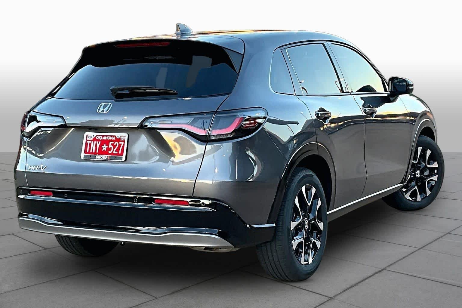 Used 2027 Modern Steel Metallic Honda EX-L image 12