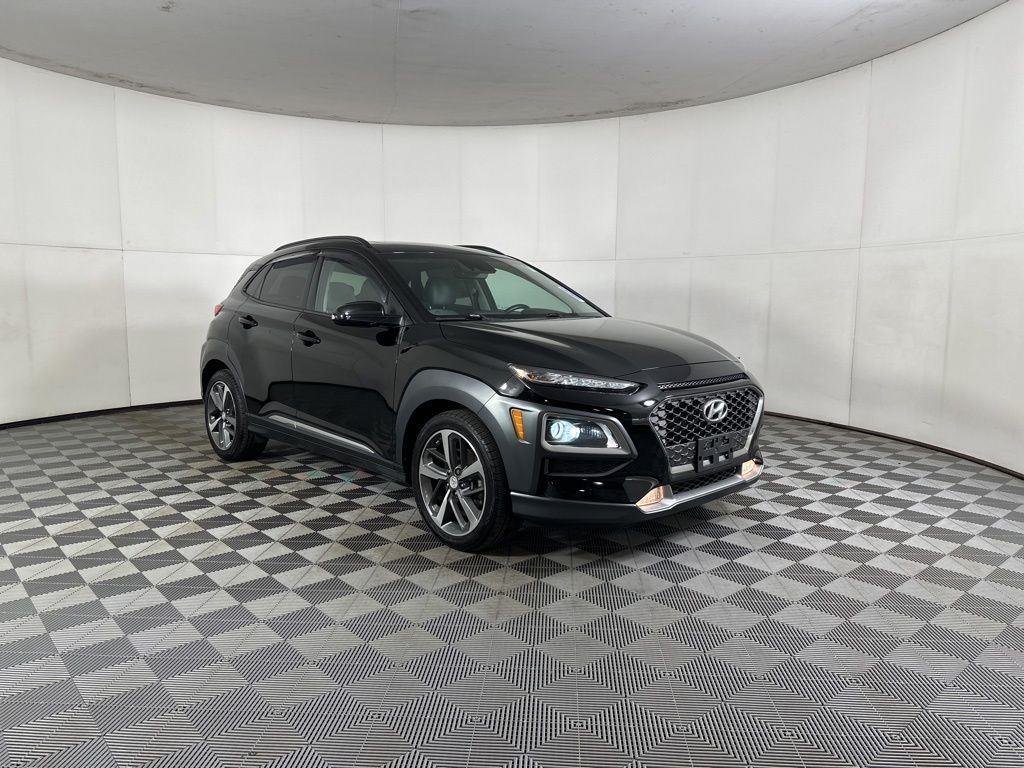 Used 2020 Ultra Black Hyundai Limited image 14