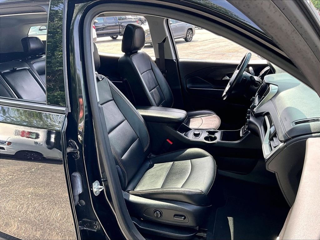 Used 2020 Black GMC SLT image 11