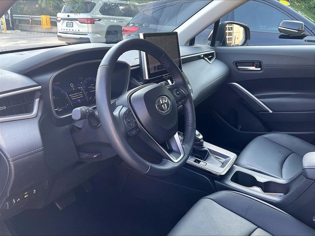 Used 2026 Green Toyota XLE image 8