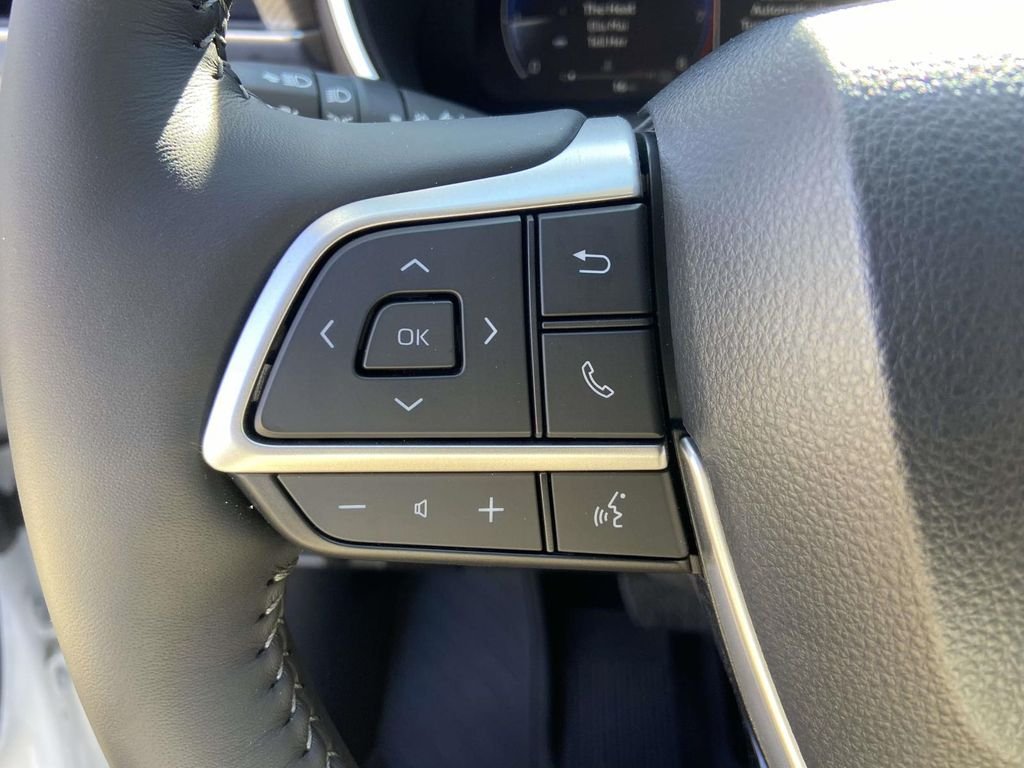 2026 Toyota Highlander Platinum - Photo 34