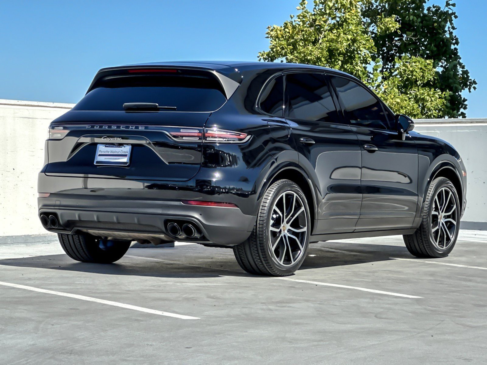 Used 2023 Black Porsche Cayenne (AWD) image 8