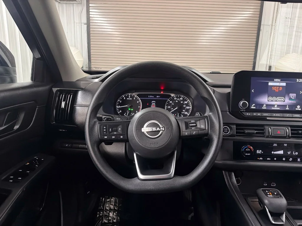 Used 2024 Glacier White Nissan S image 36
