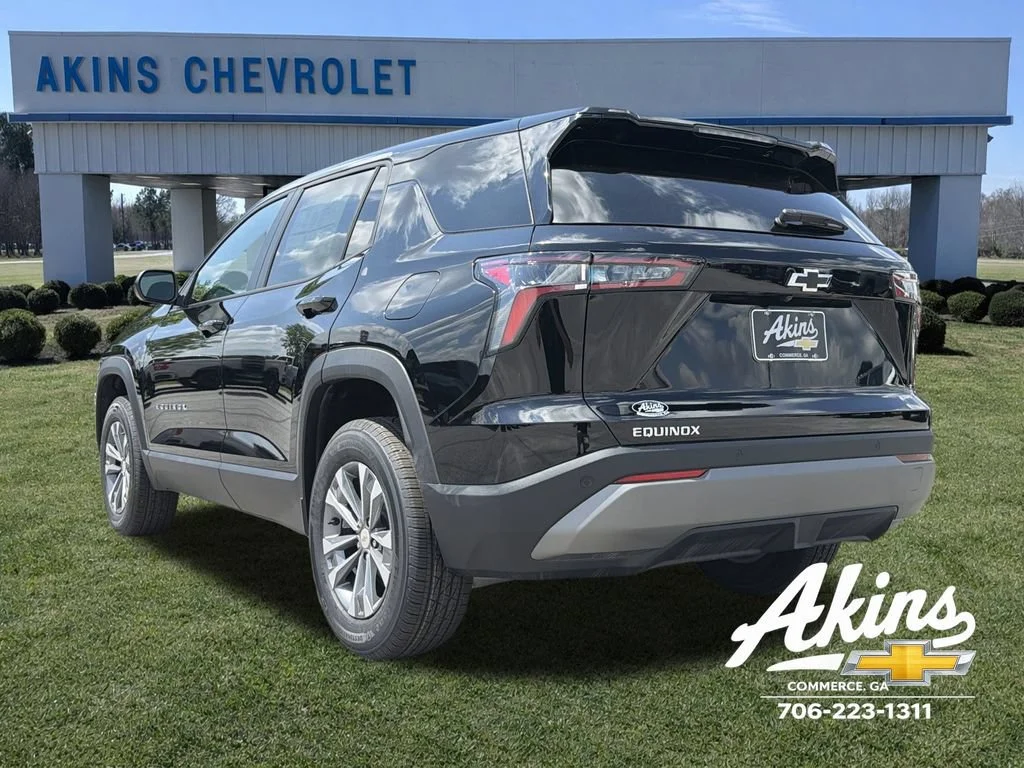 New 2026 Mosaic Black Metallic Chevrolet LT image 2