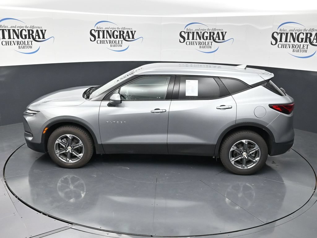 Used 2025 Sterling Gray Metallic Chevrolet 2LT image 24