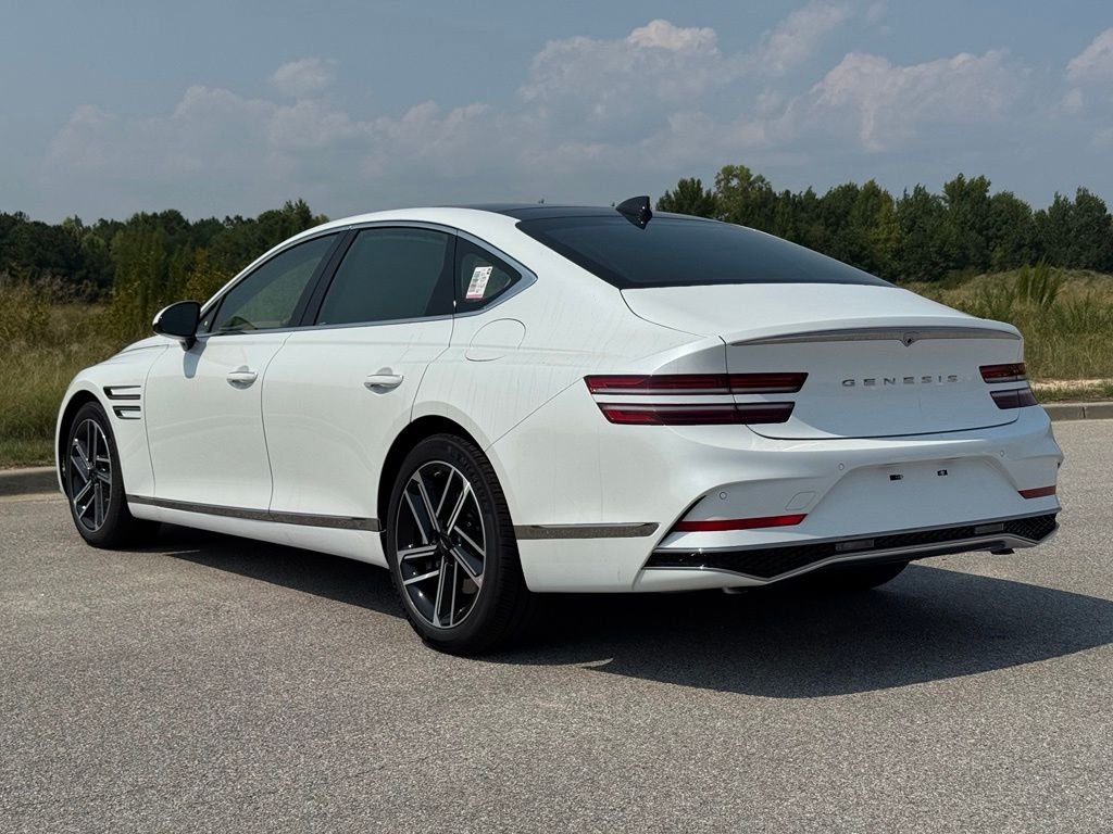 New 2027 White Genesis 2.5T ADVANCED image 11