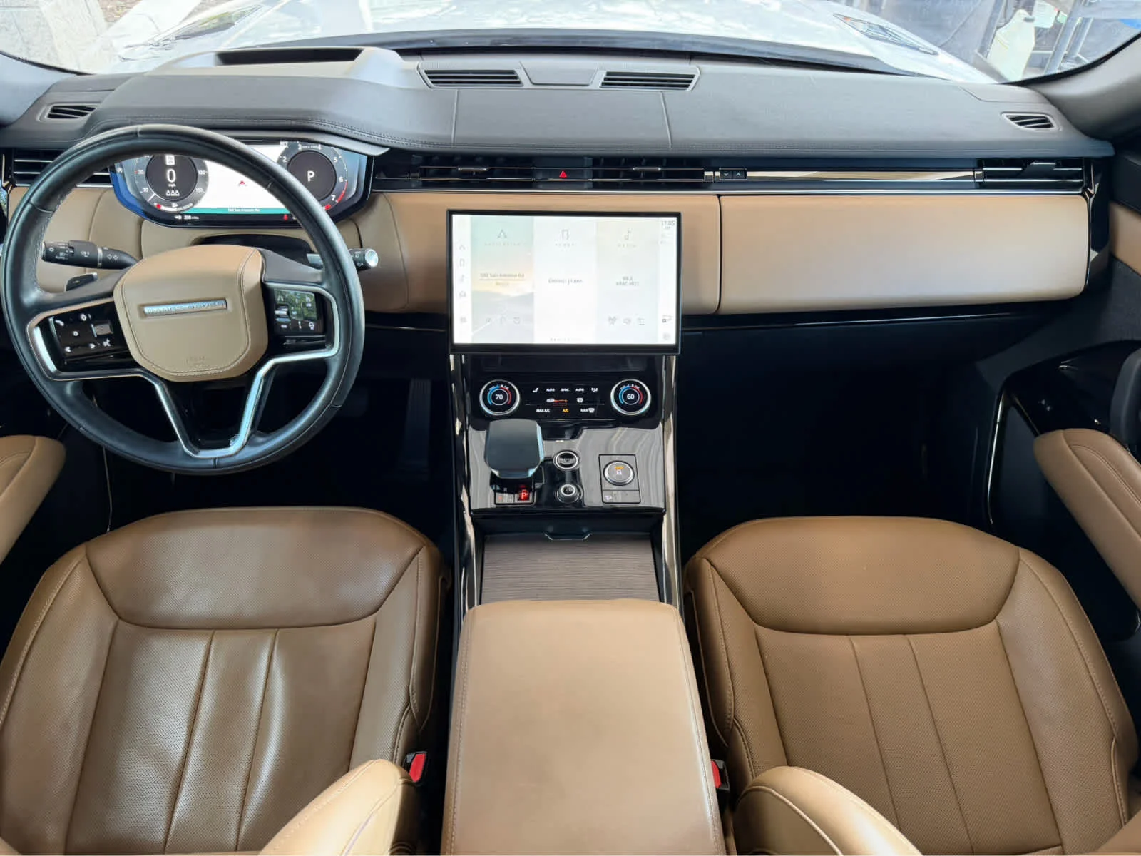 Certified Used 2023 Fuji White Land Rover SE image 19