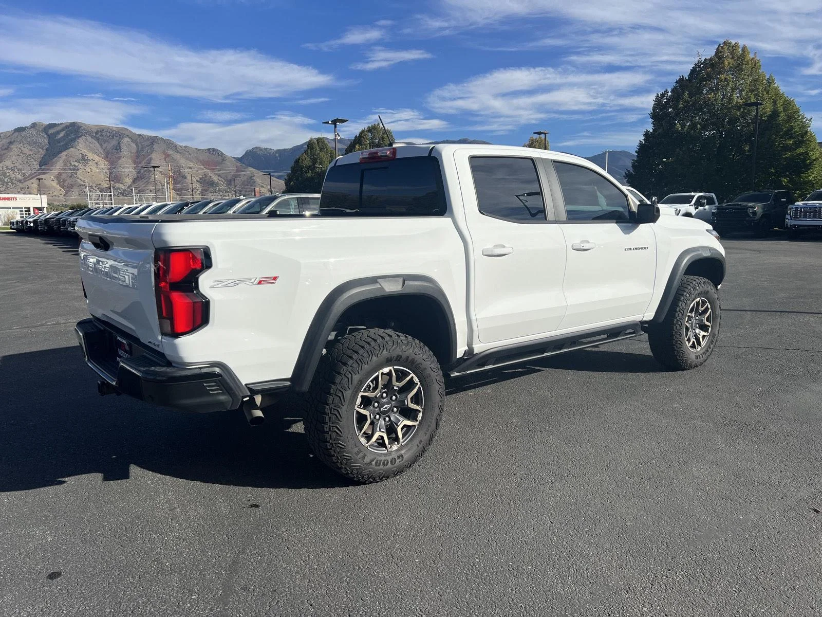 2024 Chevrolet Colorado ZR2 - Photo 13