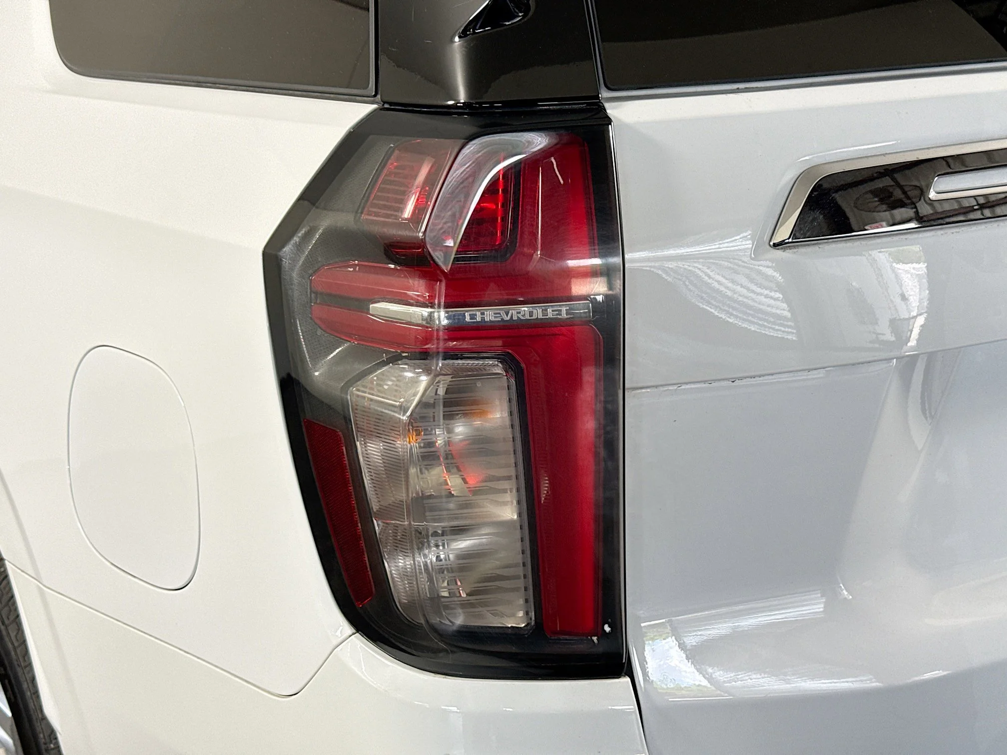 Used 2022 Summit White Chevrolet LT image 32