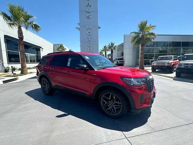 2026 Ford Explorer ST-LINE RWD's photo