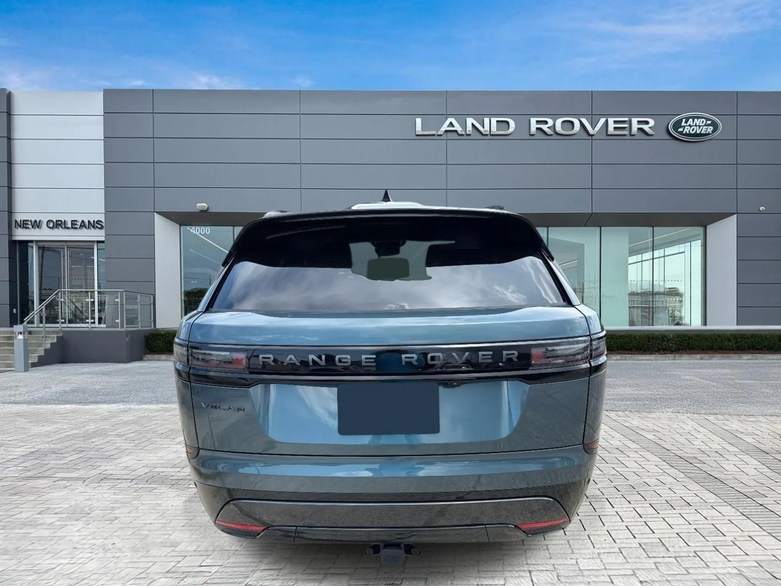 New 2026 Giola Green Land Rover Dynamic SE image 4