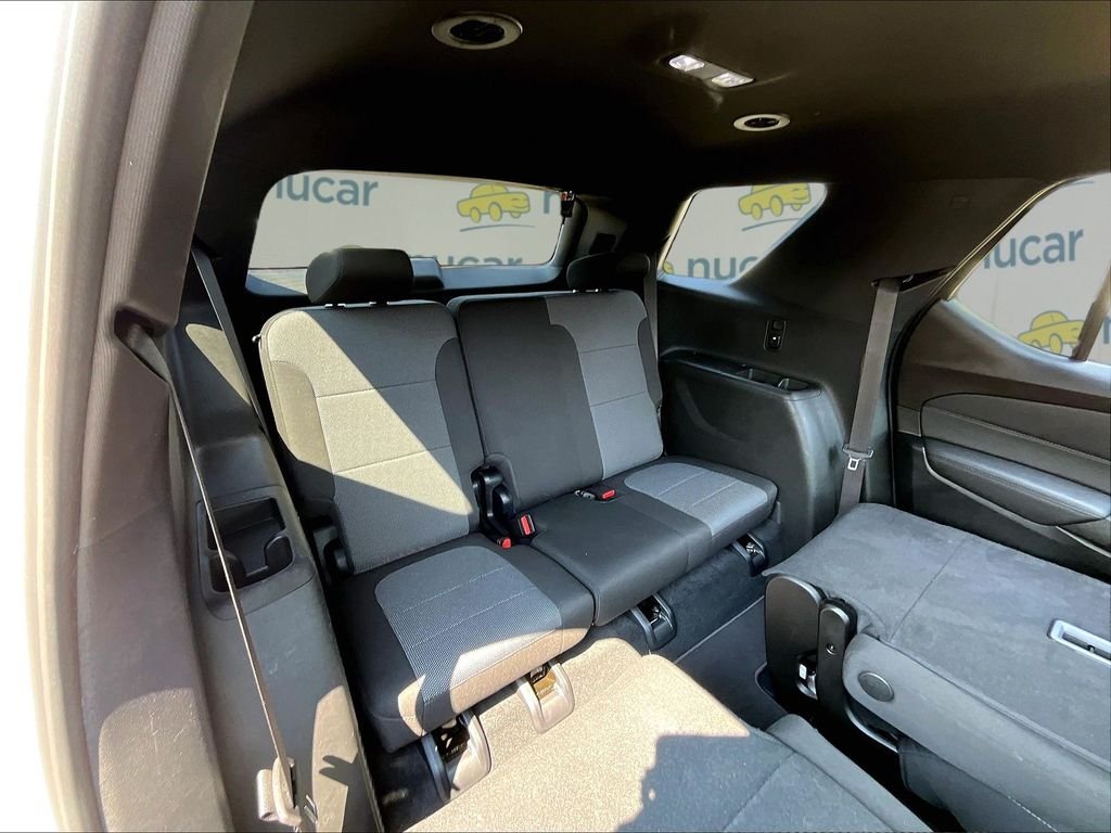Used 2023 White Chevrolet LT image 17