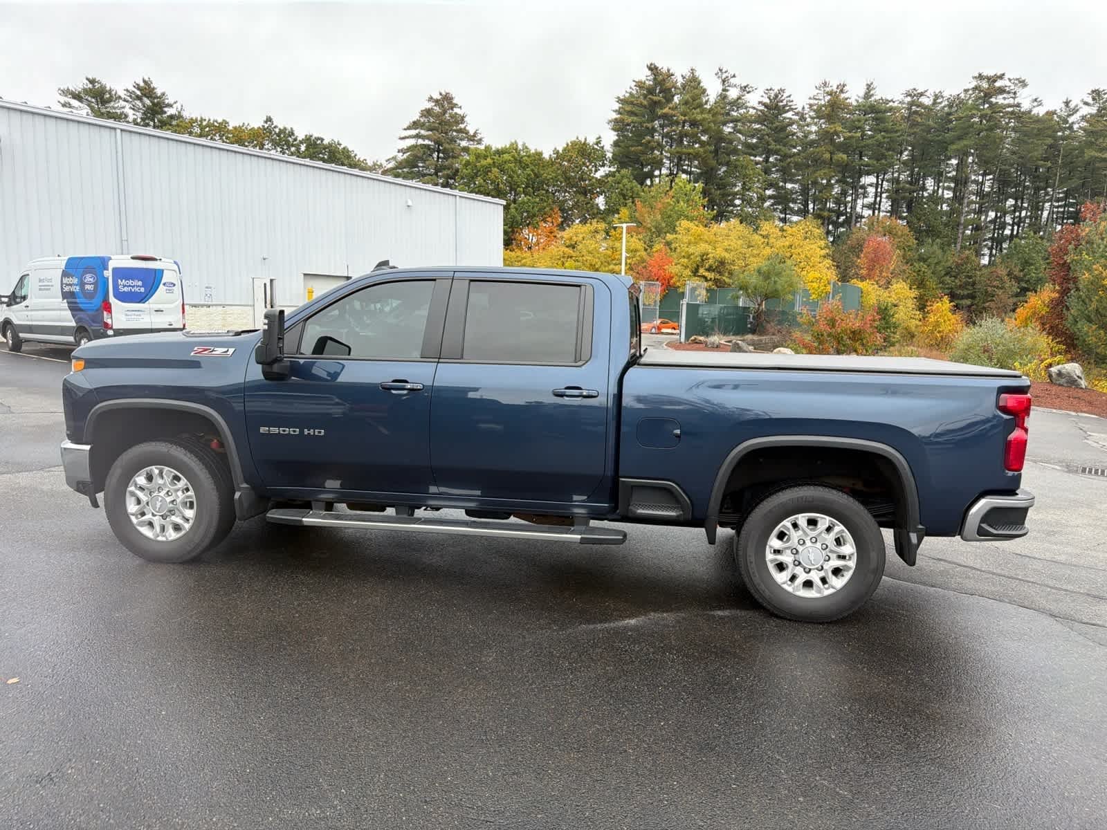 Used 2020 Northsky Blue Metallic Chevrolet LT image 11