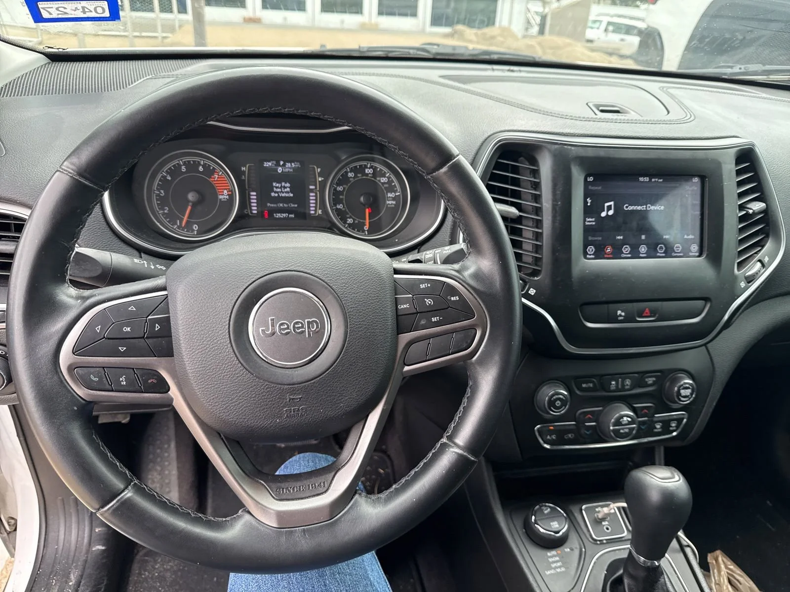 Used 2019 White Jeep Latitude Plus 4x4 image 18