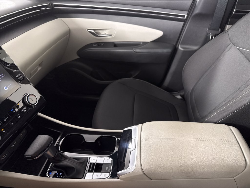 2024 Hyundai Tucson SE - Photo 24