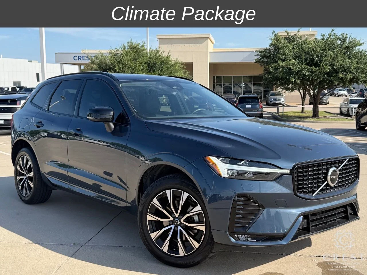 2025 Volvo XC60 B5 Core Dark AWD's photo