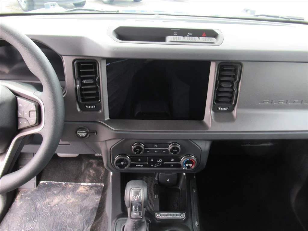 2025 Ford Bronco 4-Door Base - Photo 28