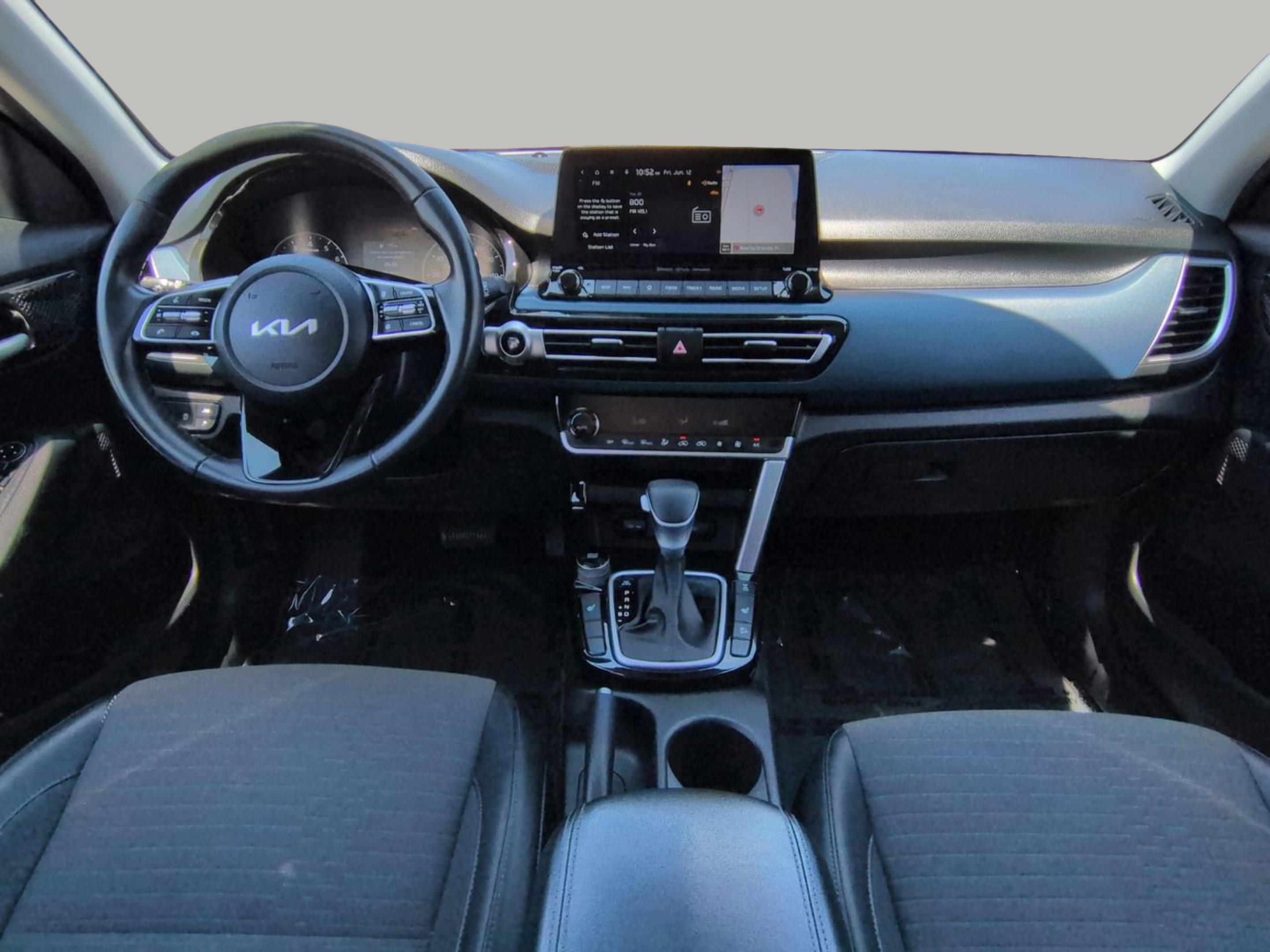 Certified Used 2023 Gravity Gray Kia S image 4