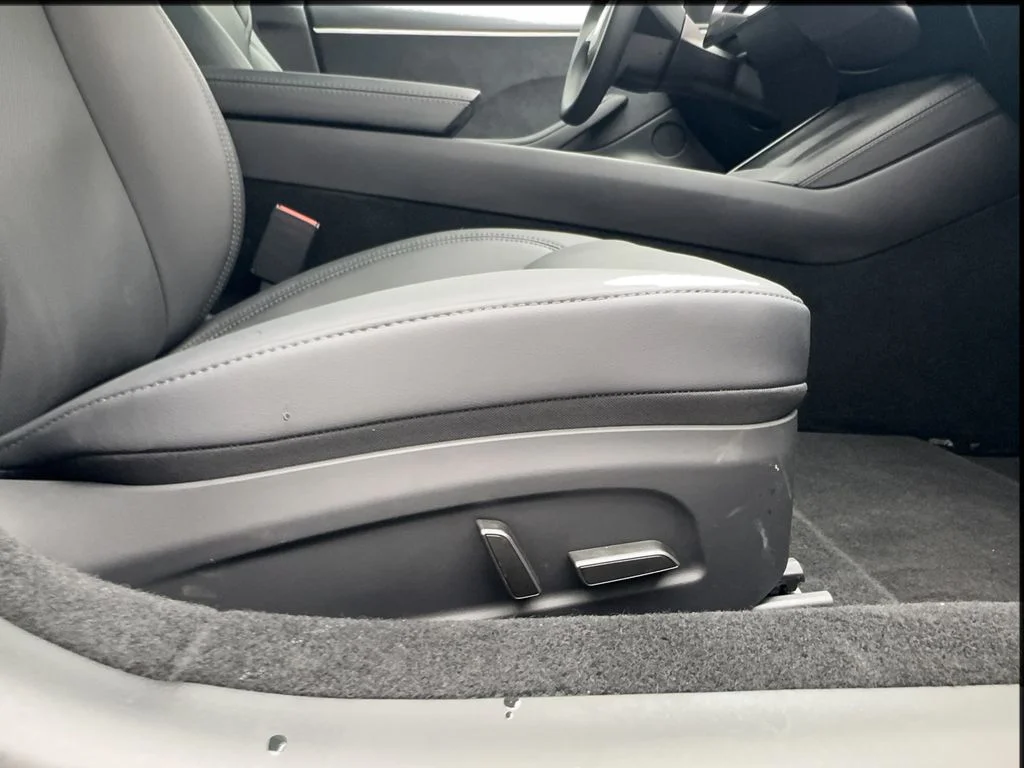 Used 2025 Black Tesla Long Range image 21