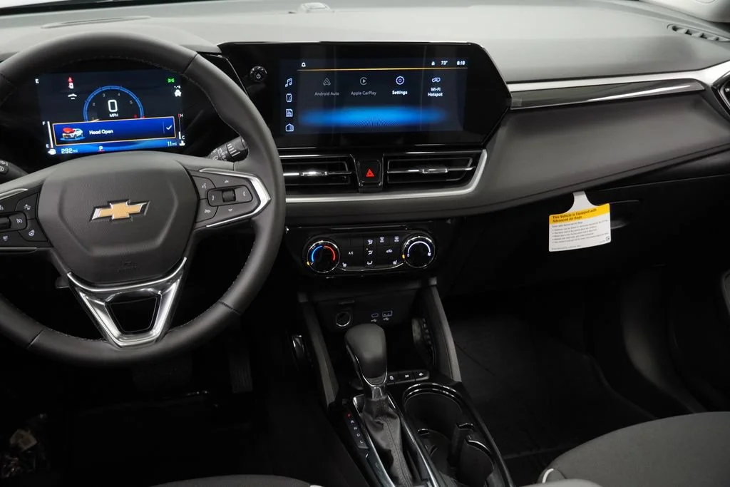 New 2026 Mosaic Black Metallic Chevrolet LT image 14