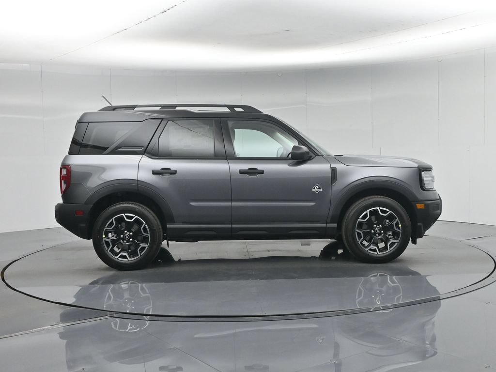 New 2026 Carbonized Gray Metallic Ford Outer Banks image 24