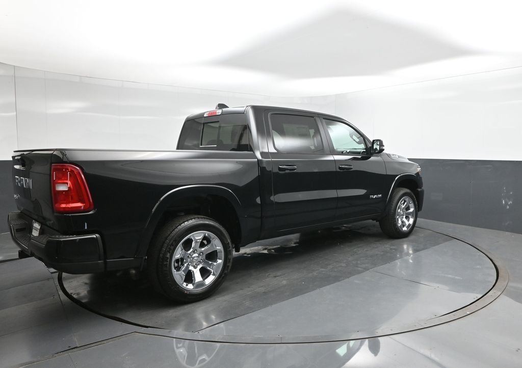 New 2026 Diamond Black Crystal Pearlcoat RAM Big Horn/Lone Star image 11