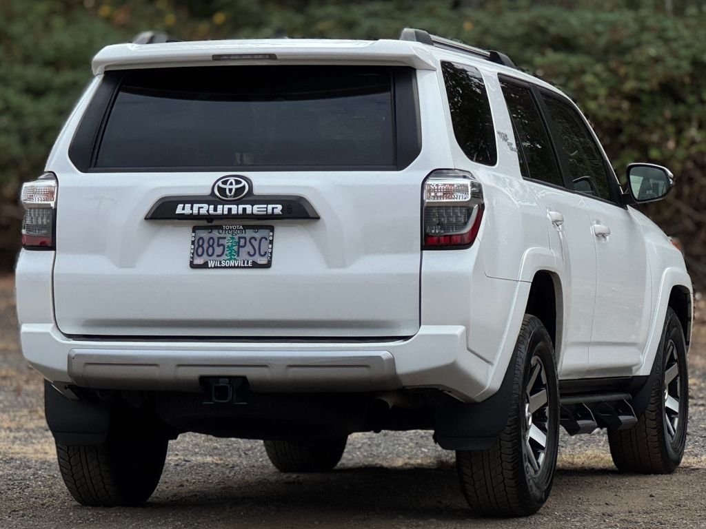 Used 2024 Ice Toyota TRD Off-Road Premium image 6