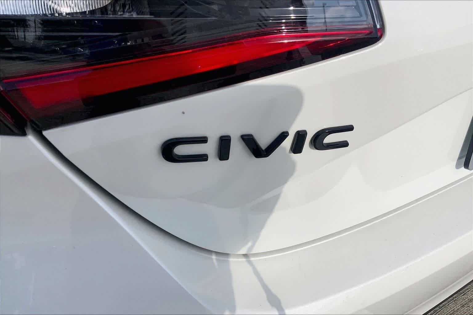 2026 Honda Civic Hatchback Sport - Photo 30