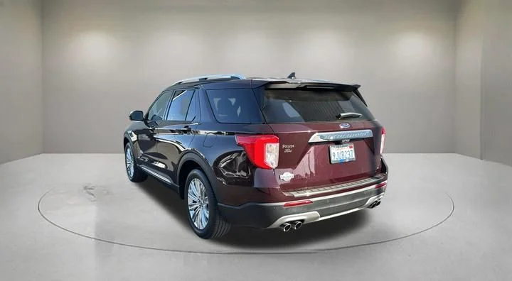 Certified Used 2023 Red Ford King Ranch image 4