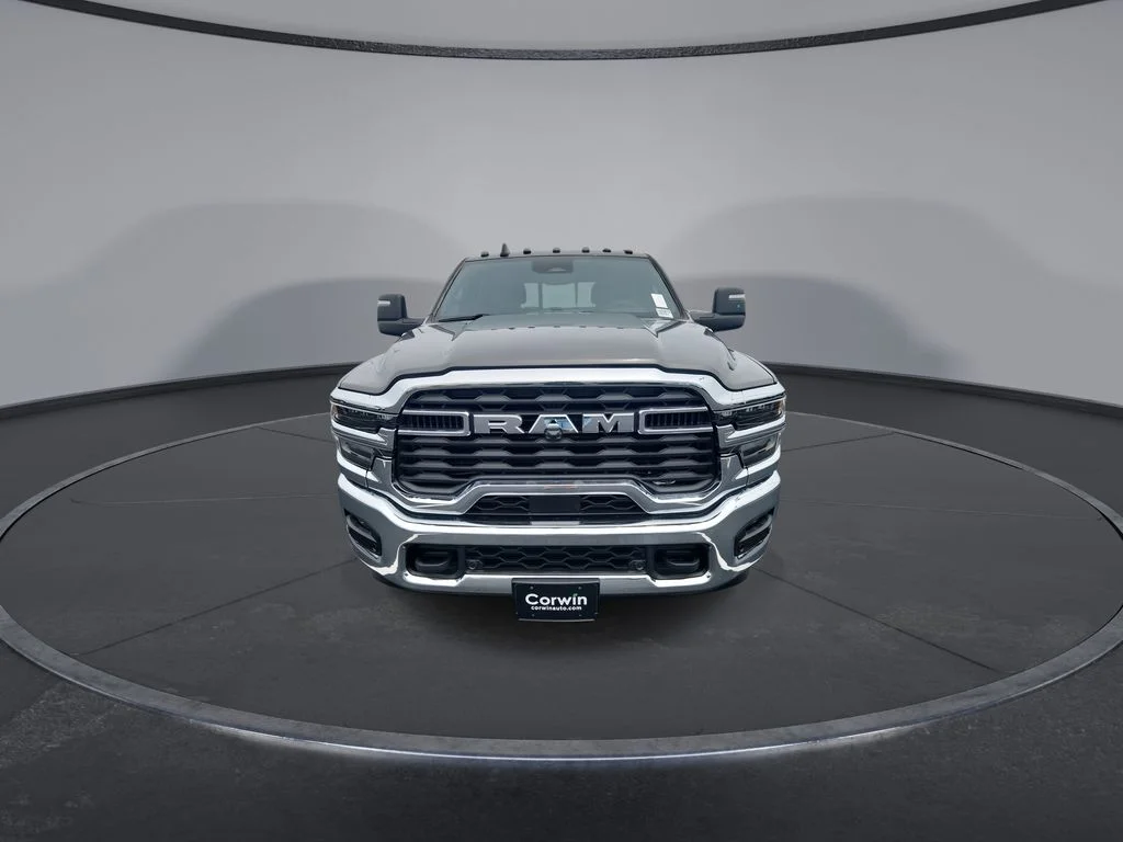 New 2026 Granite Crystal Metallic Clear-Coat Exterior Paint RAM Tradesman image 2