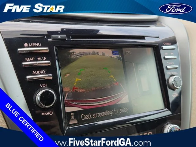 Used 2021 Red Nissan SL image 20